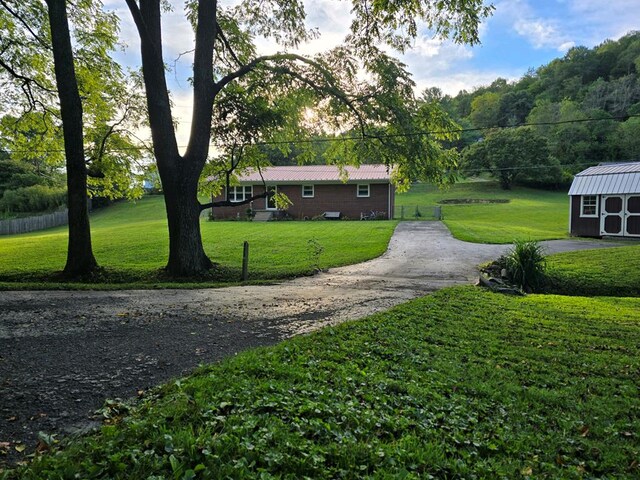 128 Roberts Chapel Rd, Saltville, VA 24370 - view of grassy yard