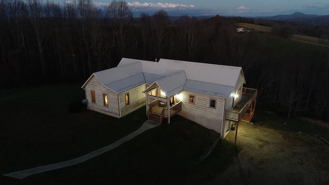 view of aerial view at dusk