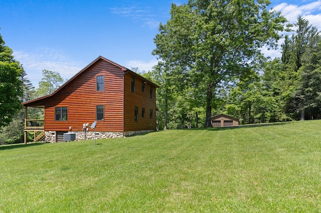 558 Pops Peak Rd, Fancy Gap, VA 24328 - view of home's exterior with a yard