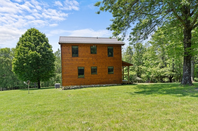 558 Pops Peak Rd, Fancy Gap, VA 24328 - back of property with a lawn