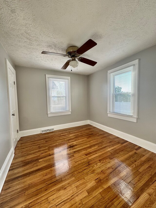 645 W N St, Wytheville, VA 24382 - photo 13