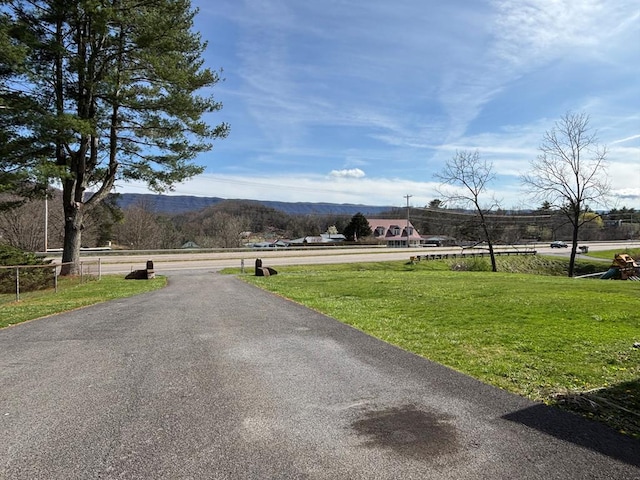 4127 Steelsburg Hwy, Cedar Bluff, VA 24609 - view of asphalt street