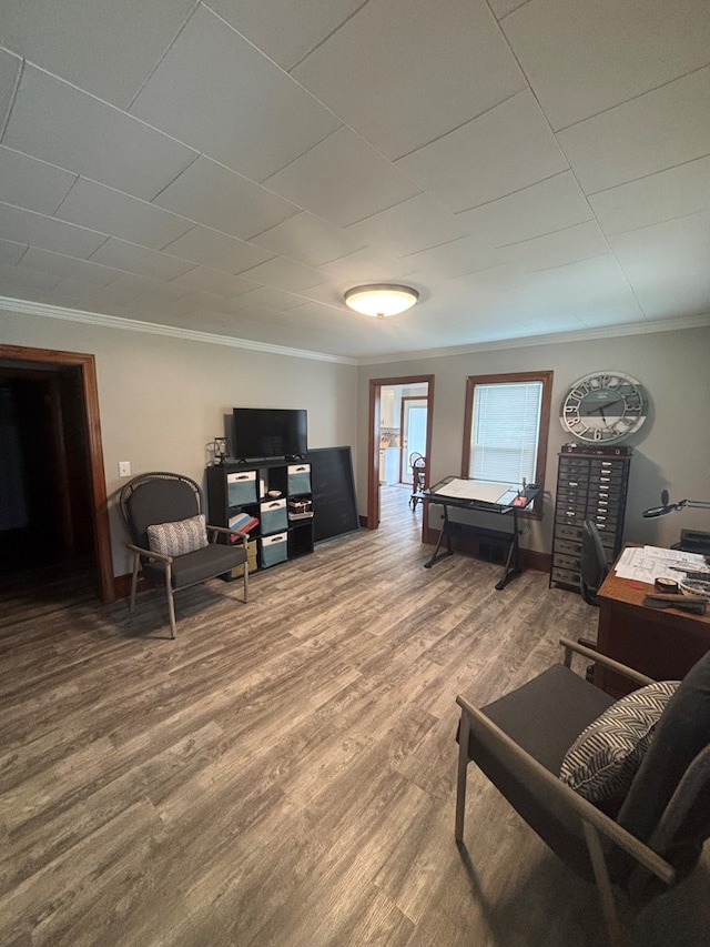 1105 N Main St, Hillsville, VA 24343 - living area with crown molding and wood finished floors