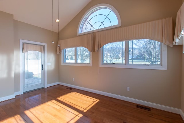 16084 Old Jonesboro Rd, Bristol, VA 24202 - foyer featuring wood finished floors, healthy amount of natural light, and high vaulted ceiling