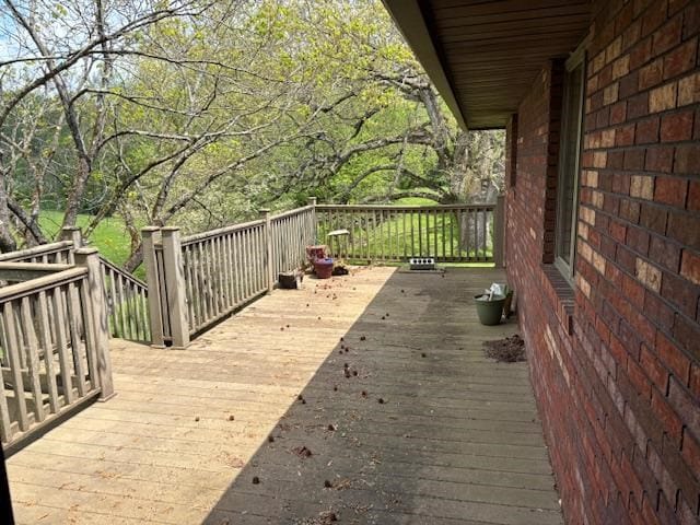 319 Bogey Dr, Abingdon, VA 24211 - view of wooden deck