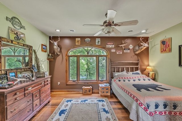 18549 Landridge Way, Abingdon, VA 24211 - bedroom featuring light wood-style floors, recessed lighting, and a ceiling fan