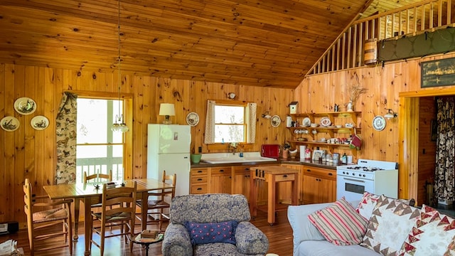 3672 Stones Chapel Rd, Elk Creek, VA 24326 - photo 22