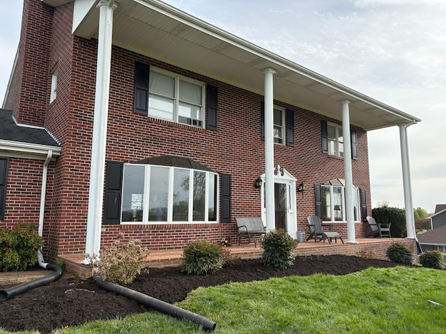 419 Tanglewood Dr, Glade Spring, VA 24340 - view of front of home featuring brick siding and a front lawn