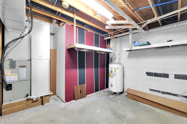 178 Woodside Dr, Chilhowie, VA 24319 - unfinished below grade area featuring water heater