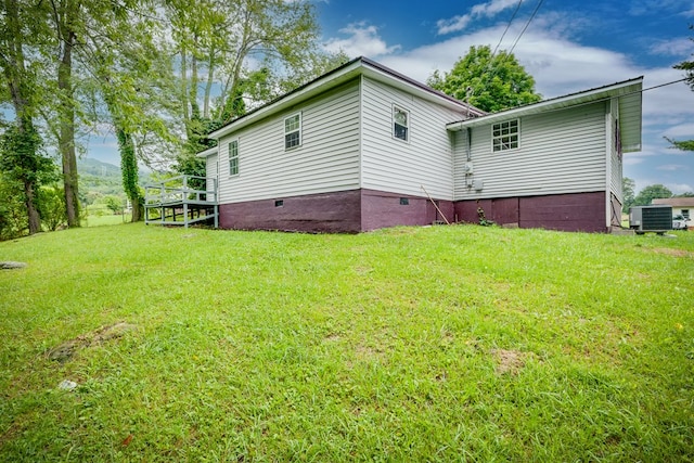 103 Whites Subdivision Rd, Cedar Bluff, VA 24609 - view of side of property with crawl space, central AC unit, a lawn, and a mountain view