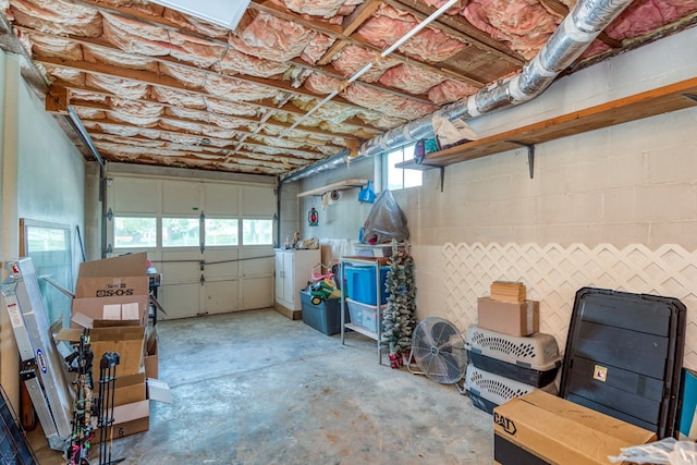 9433 Legend Dr, Glade Spring, VA 24340 - view of garage