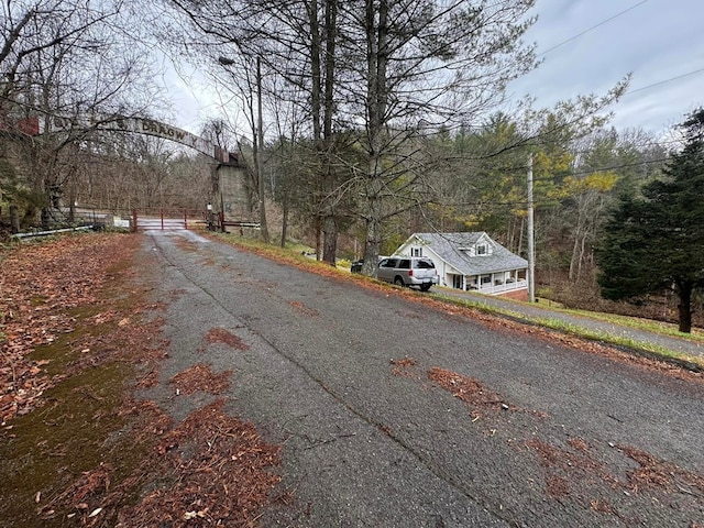 196 Goodwin Rd, Cedar Bluff, VA 24609 - view of road with a wooded view