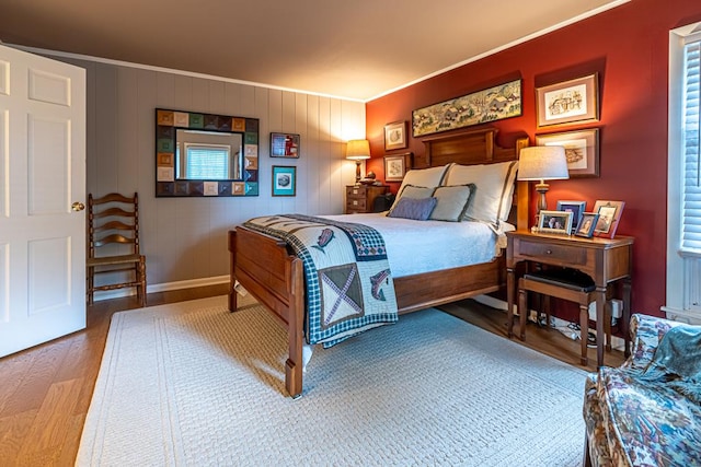 503 Court St, Abingdon, VA 24210 - bedroom with wood finished floors and ornamental molding