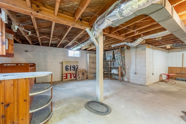 480 N 3rd St, Wytheville, VA 24382 - view of below grade area