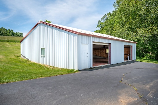 8214 Snake Creek Rd, Hillsville, VA 24343 - view of detached garage