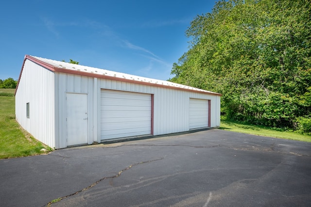 8214 Snake Creek Rd, Hillsville, VA 24343 - view of detached garage