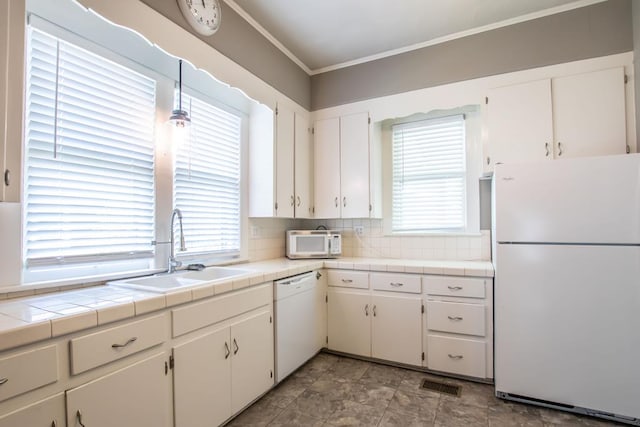 915 Lawrence Ave, Bristol, VA 24201 - photo 11