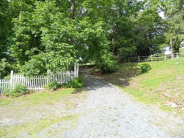1407 Prater Ln, Marion, VA 24354 - photo 86