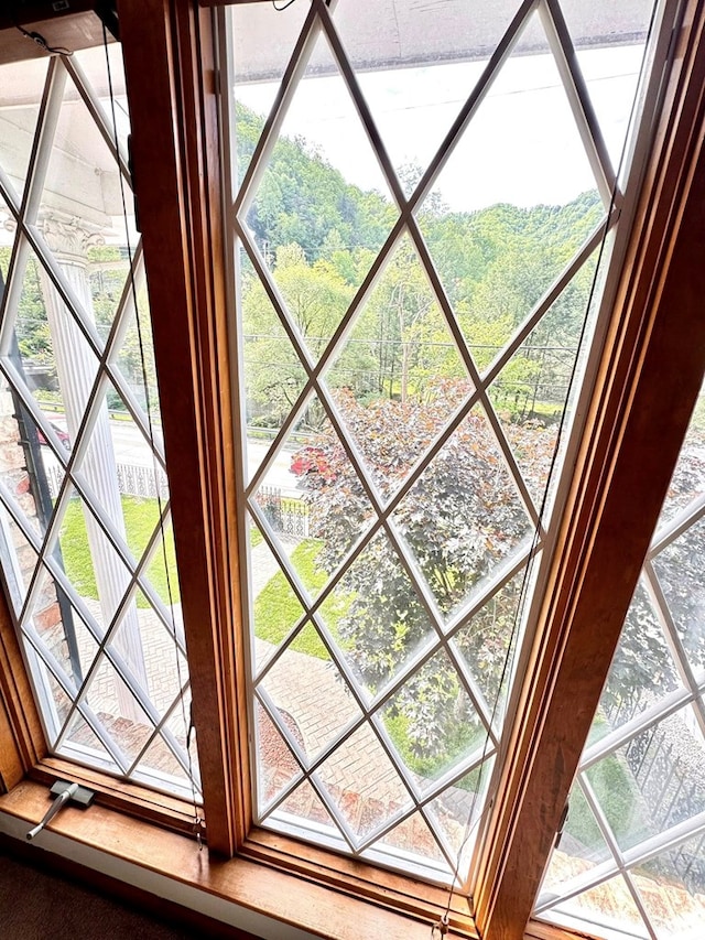 1595 Edgewater Dr, Grundy, VA 24614 - detailed view