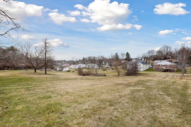 409 Crescent Dr, Glade Spring, VA 24340 - view of grassy yard featuring a residential view