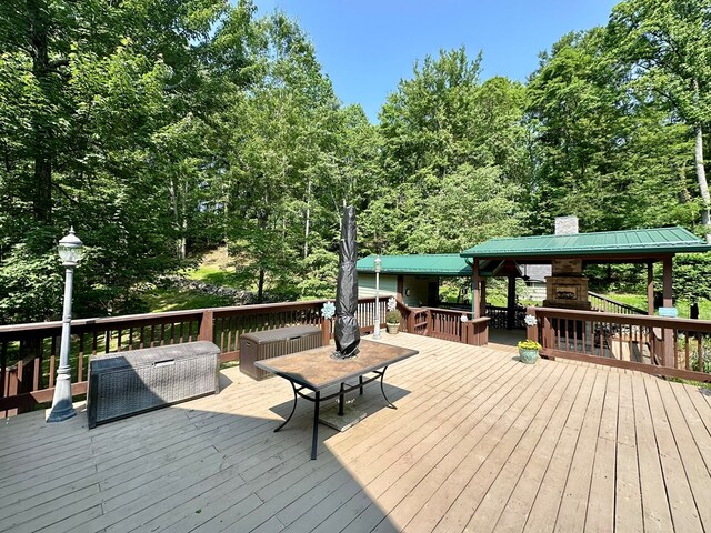 23677 Archery Range Rd, Bristol, VA 24202 - wooden deck featuring a gazebo