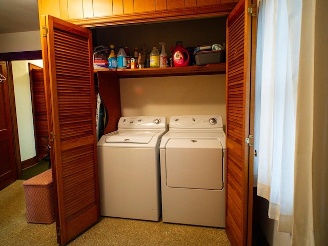 3878 Blue Grass Trl, Saltville, VA 24370 - laundry area featuring independent washer and dryer