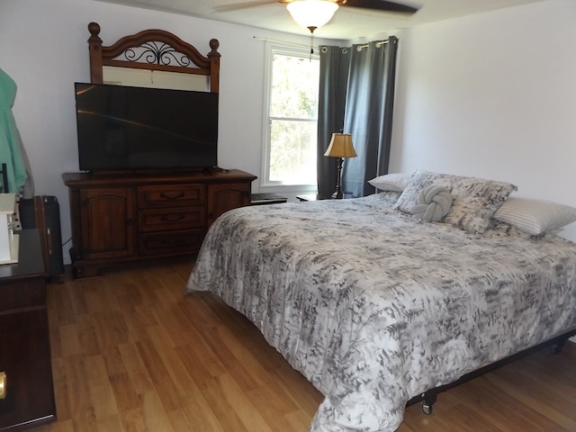 304 Edgewood Dr, Galax, VA 24333 - bedroom with wood finished floors and ceiling fan