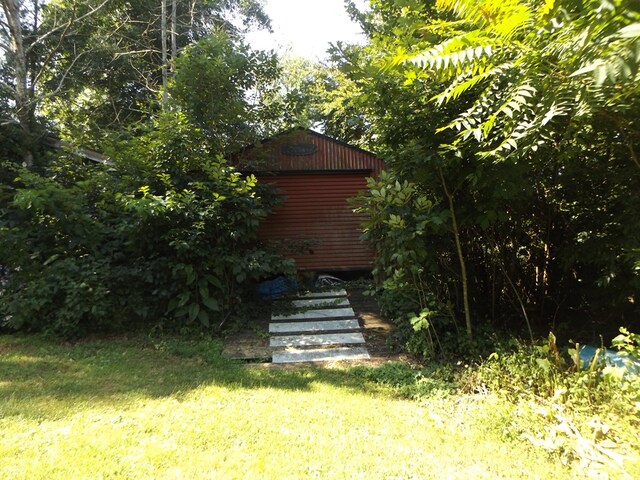1153 Raindrop Rd, Fancy Gap, VA 24328