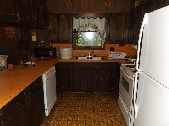 1153 Raindrop Rd, Fancy Gap, VA 24328