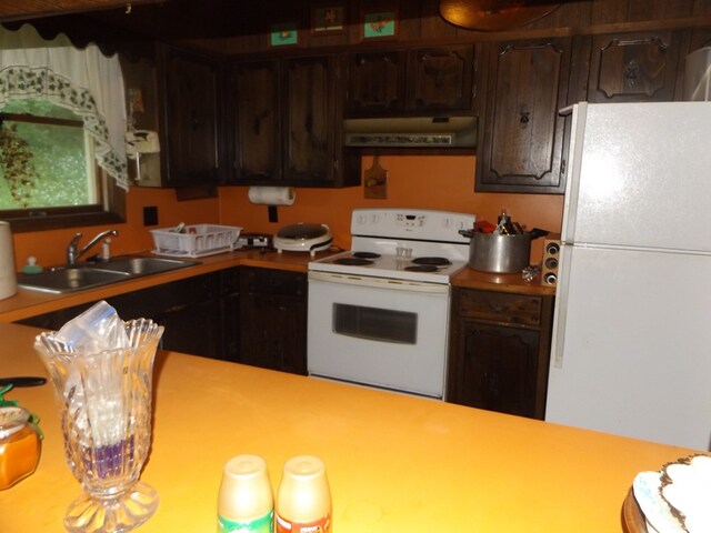 1153 Raindrop Rd, Fancy Gap, VA 24328