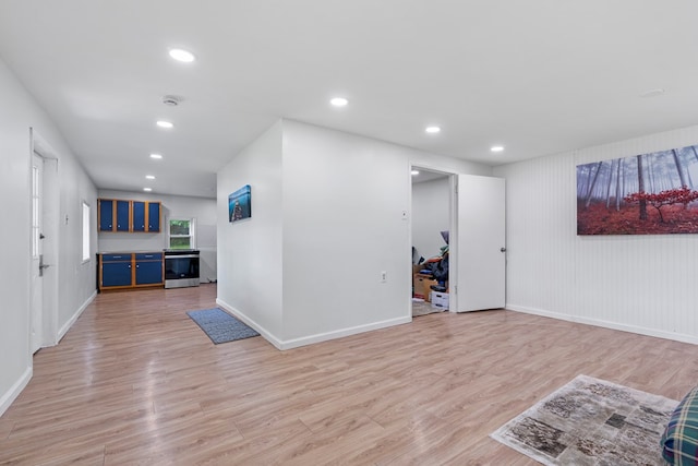 21468 Mandalay Ln, Abingdon, VA 24211 - unfurnished living room with light wood-type flooring and recessed lighting