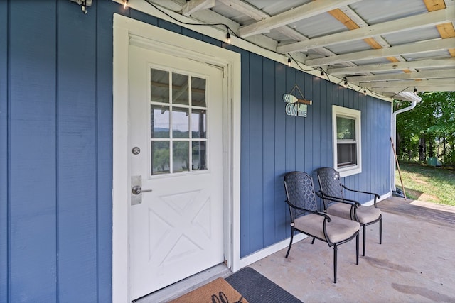 21468 Mandalay Ln, Abingdon, VA 24211 - property entrance with covered porch