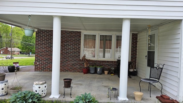 1359 Scratch Gravel Rd, Marion, VA 24354 - view of patio