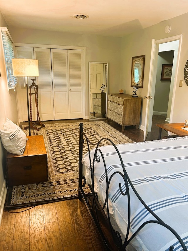 18335 Westwood Dr, Abingdon, VA 24211 - bedroom with wood finished floors and a closet