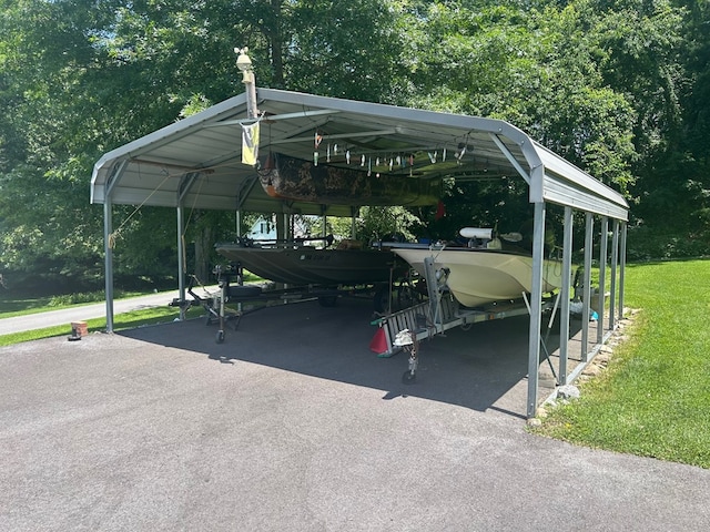 18335 Westwood Dr, Abingdon, VA 24211 - view of car parking with driveway and a carport
