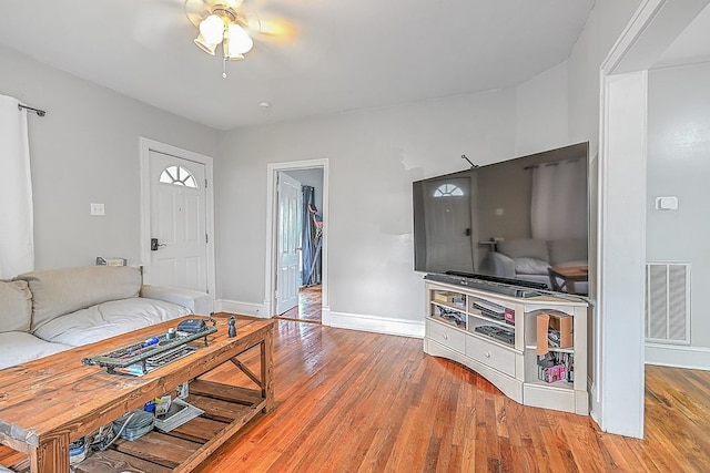 218 W Banner St, Lebanon, VA 24266 - photo 4