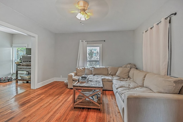 218 W Banner St, Lebanon, VA 24266 - photo 2