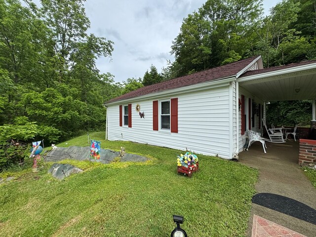 158 Clinchview St, North Tazewell, VA 24630 - photo 2
