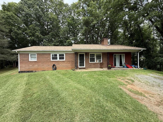 211 Stanley Dr, Galax, VA 24333 - photo 1