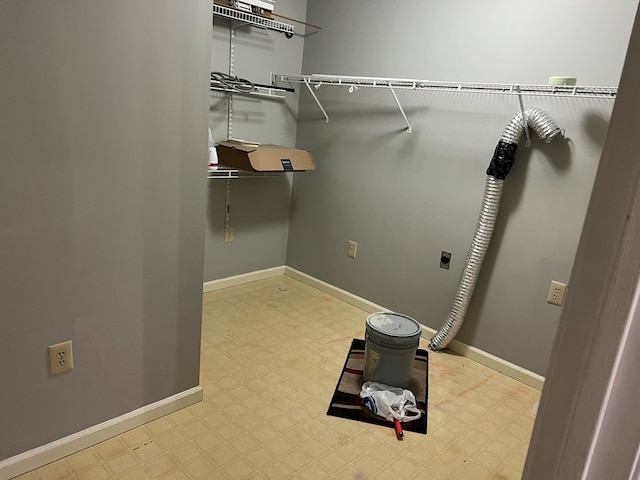 laundry area featuring electric dryer hookup