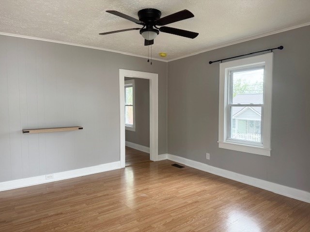 1195 W Monroe St, Wytheville, VA 24382 - photo 2