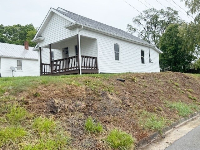 1195 W Monroe St, Wytheville, VA 24382 - photo 22