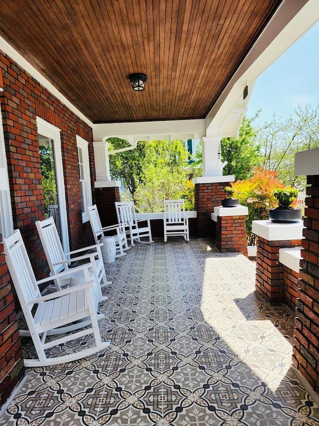 103 E Laurel Ave, Damascus, VA 24236 - photo 6