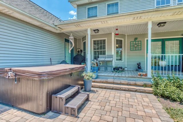 17031 Sedona Dr, Abingdon, VA 24211 - covered porch with a hot tub