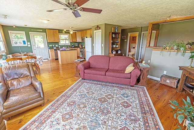 28360 Rivermont Dr, Meadowview, VA 24361 - photo 5