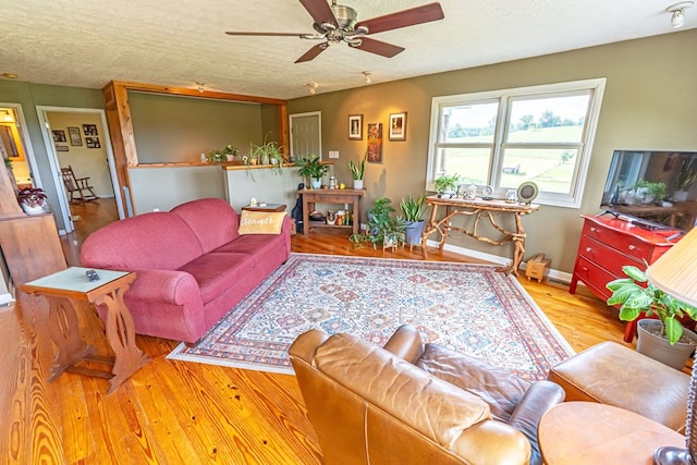 28360 Rivermont Dr, Meadowview, VA 24361 - photo 2