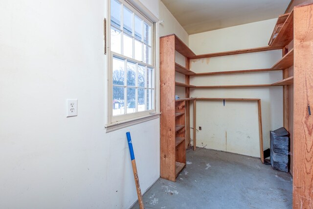 867 NE Wayne Ave, Abingdon, VA 24210 - view of storage area