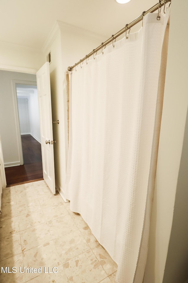 full bathroom featuring ornamental molding