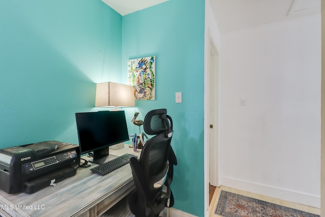 13120 Ridgeland Rd, Vancleave, MS 39565 - office area featuring baseboards