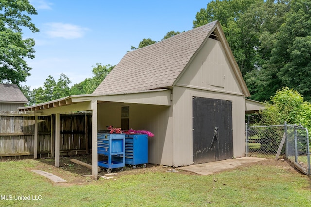 3590 Shady Oaks Dr, Olive Branch, MS 38654 - view of outbuilding with an outbuilding